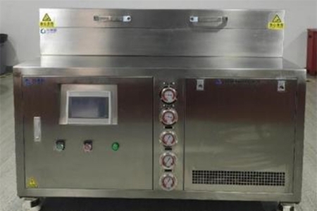 低温冷冻机用什么冷媒好？氨是常见选择！